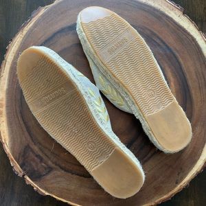 Soludos Shoes - Soludos Gold Embroidered Mules Soludos Shoes - Soludos Gold Embroidered Mules